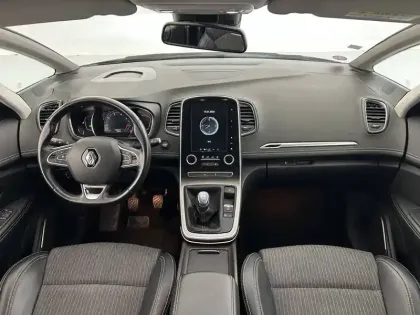 Photo 24 Renault Grand Scenic  TCe 140 FAP - 21