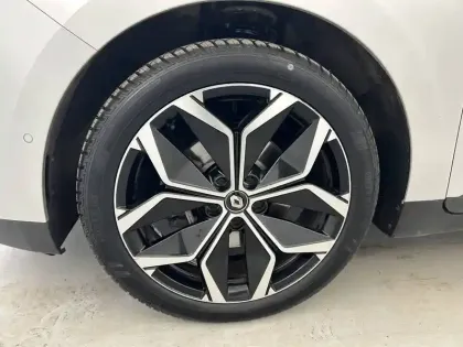 Photo 18 Renault Grand Scenic  TCe 140 FAP - 21