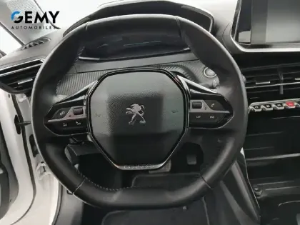 Photo 12 Peugeot 208  Electrique 50 kWh 136ch