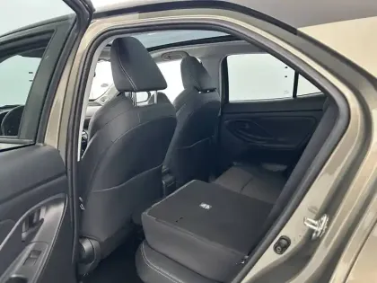 Photo 28 Toyota Yaris  Cross Hybride 116h 2WD