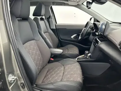 Photo 13 Toyota Yaris  Cross Hybride 116h 2WD