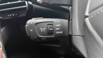 Photo 16 DS Ds 7 DS7 Crossback Hybride E-Tense 225 EAT8