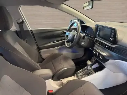 Photo 51 Hyundai Bayon  1.0 T-GDi 100 DCT-7 Hybrid 48V