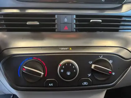 Photo 5 Hyundai Bayon  1.0 T-GDi 100 DCT-7 Hybrid 48V