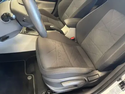 Photo 43 Hyundai Bayon  1.0 T-GDi 100 DCT-7 Hybrid 48V