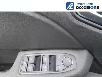 Photo 18 Renault Clio  E-Tech hybride 145