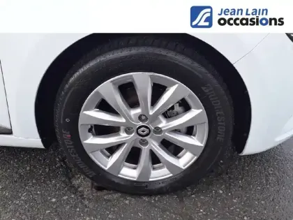 Photo 8 Renault Clio  E-Tech hybride 145