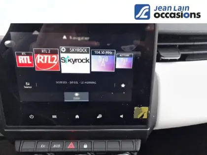 Photo 15 Renault Clio  E-Tech hybride 145