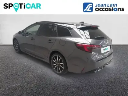 Photo 6 Toyota Corolla  Touring Sports Hybride 178ch