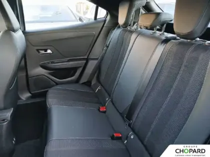 Photo 10 Opel Mokka  Electrique 136 ch & Batterie 50 kWh