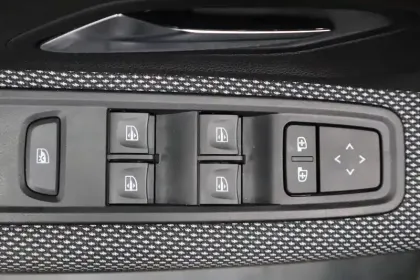 Photo 31 Dacia Sandero  ECO-G 100 - 22