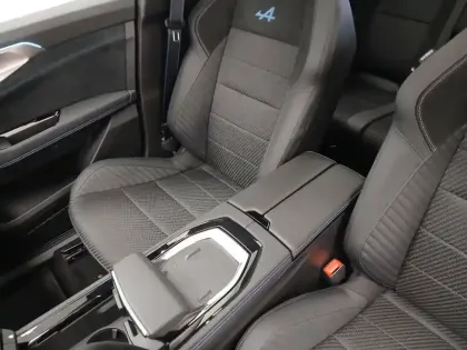 Photo 32 Renault Espace  full hybrid E-Tech 200 ch 7pl
