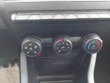 Photo 16 Renault Clio  SCe 65