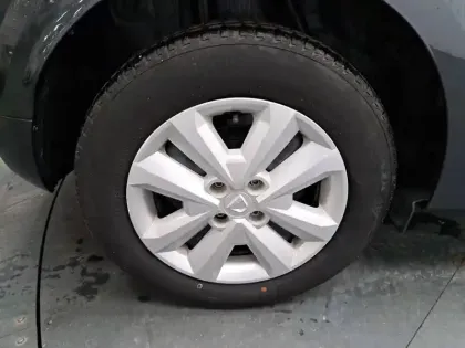 Photo 15 Dacia Sandero  SCe 65 - 22