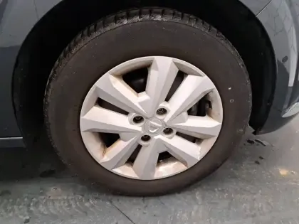 Photo 16 Dacia Sandero  SCe 65 - 22