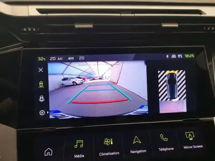 Photo 19 Peugeot 308  PureTech 130ch S&S EAT8