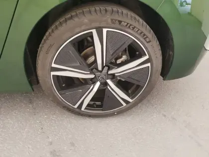 Photo 10 Peugeot 308  PureTech 130ch S&S EAT8