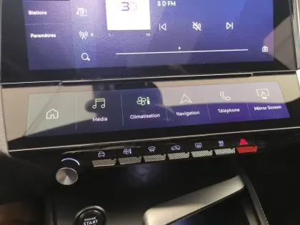 Photo 14 Peugeot 308  PureTech 130ch S&S EAT8