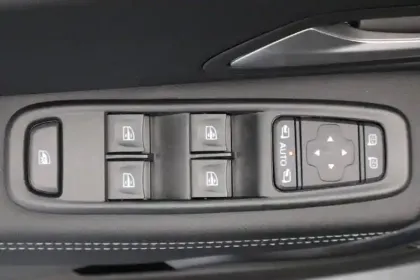 Photo 32 Dacia Duster  Blue dCi 115 4x2