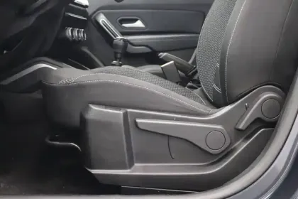 Photo 31 Dacia Duster  Blue dCi 115 4x2