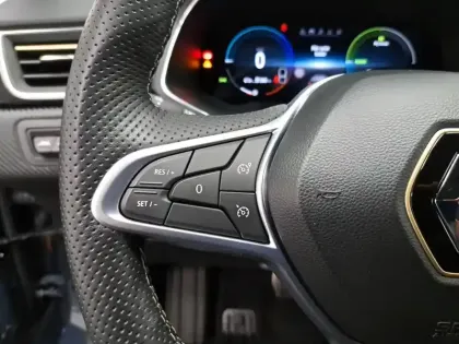 Photo 117 Renault Captur  E-Tech full hybrid 145