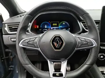 Photo 119 Renault Captur  E-Tech full hybrid 145
