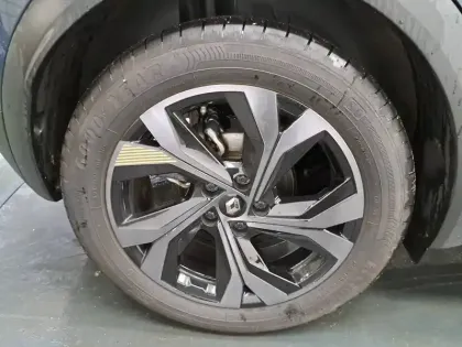 Photo 58 Renault Captur  E-Tech full hybrid 145