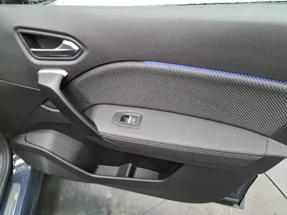 Photo 111 Renault Captur  E-Tech full hybrid 145