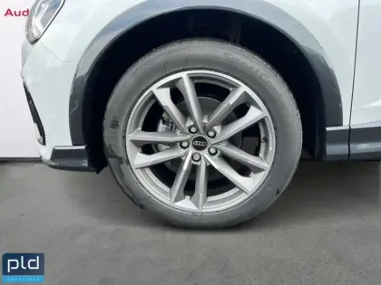 Photo 18 Audi Q3  Sportback 35 TFSI 150 ch S tronic 7