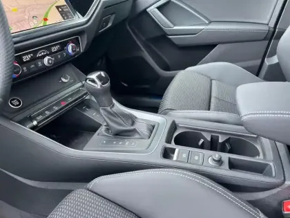 Photo 27 Audi Q3  Sportback 35 TFSI 150 ch S tronic 7