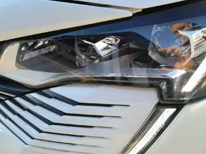 Photo 15 Peugeot 3008  Hybrid 225 e-EAT8