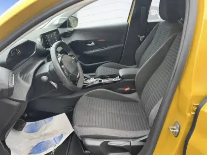 Photo 8 Peugeot 208  Electrique 50 kWh 136ch