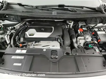 Photo 26 DS DS 7 DS7 Crossback Hybride E-Tense 300 EAT8 4x4
