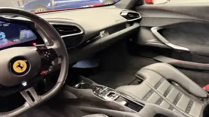 Photo 27 Ferrari 296 GTB  3.0 Turbo V6 Hybride 830 ch