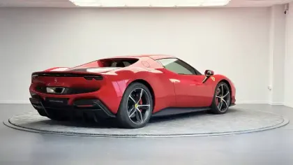 Photo 34 Ferrari 296 GTB  3.0 Turbo V6 Hybride 830 ch