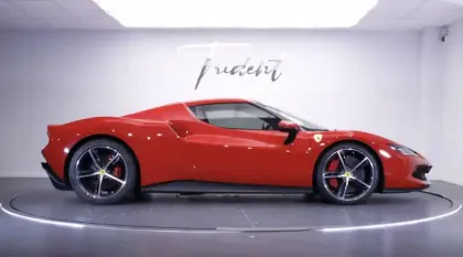 Photo 18 Ferrari 296 GTB  3.0 Turbo V6 Hybride 830 ch