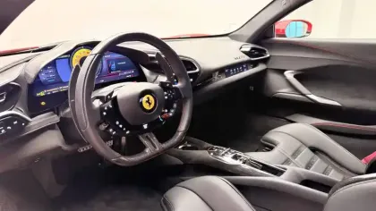 Photo 45 Ferrari 296 GTB  3.0 Turbo V6 Hybride 830 ch