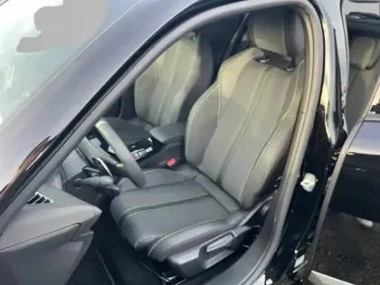 Photo 30 Peugeot 2008  Hybrid 145 e-DCS6