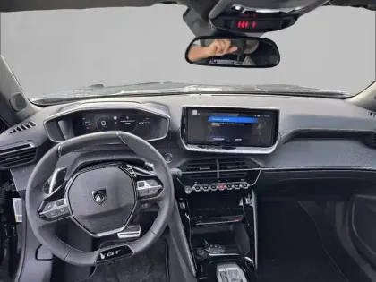 Photo 27 Peugeot 2008  Hybrid 145 e-DCS6