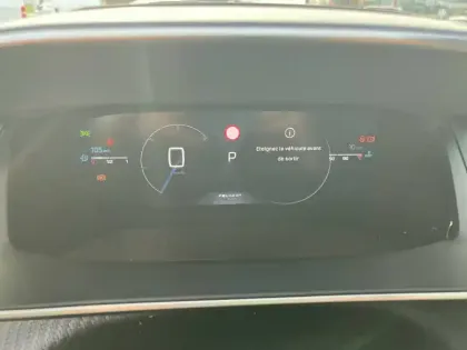 Photo 9 Peugeot 2008  Hybrid 145 e-DCS6