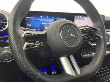 Photo 24 Mercedes CLA  Shooting Brake 250 e Hybrid EQ 8G-DCT