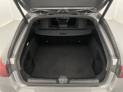 Photo 13 Mercedes CLA  Shooting Brake 250 e Hybrid EQ 8G-DCT