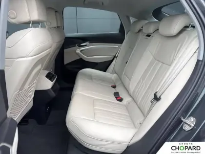 Photo 17 Audi E-tron  Sportback 55 quattro 408 ch