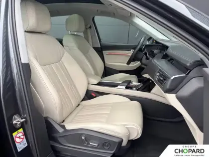 Photo 12 Audi E-tron  Sportback 55 quattro 408 ch