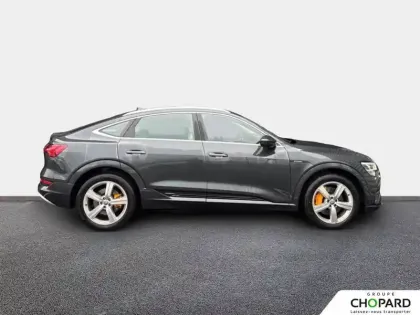 Photo 8 Audi E-tron  Sportback 55 quattro 408 ch