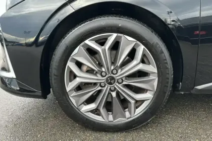 Photo 51 DS DS 4  PureTech 180 EAT8