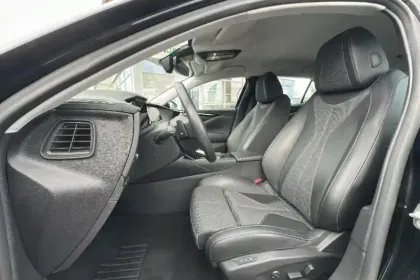 Photo 31 DS DS 4  PureTech 180 EAT8