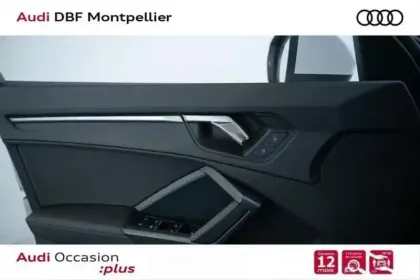 Photo 6 Audi Q3 45 TFSIe 245 ch S tronic 6 S line