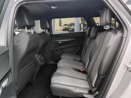 Photo 22 Peugeot 5008  PureTech 130ch S&S EAT8 Allure Pack