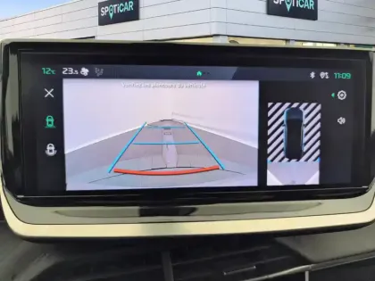 Photo 25 Peugeot 2008  PureTech 100 S&S BVM6 Allure